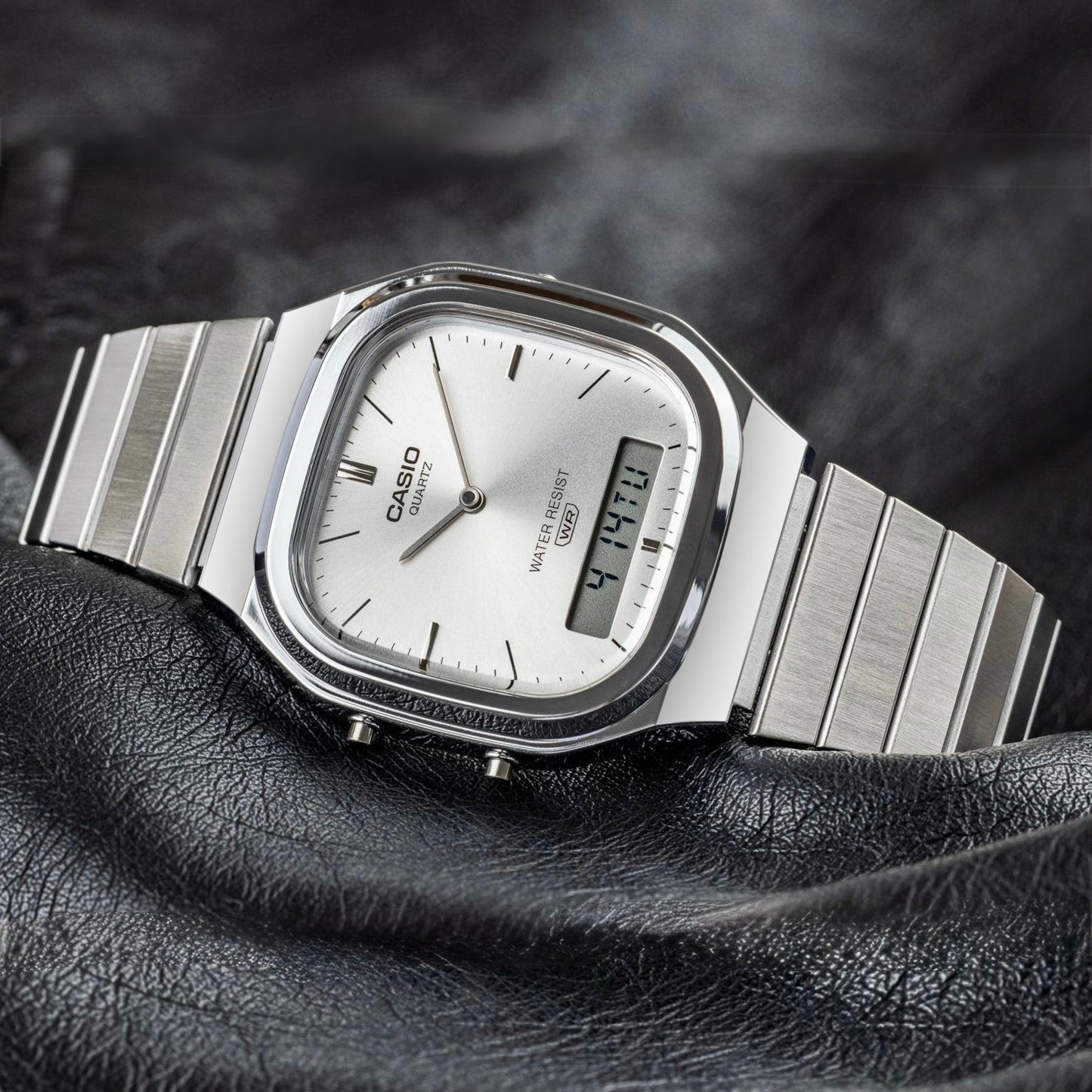 CASIO - AQ-240E-7A