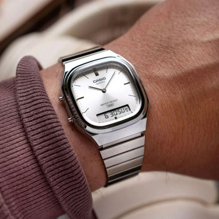 CASIO - AQ-240E-7A